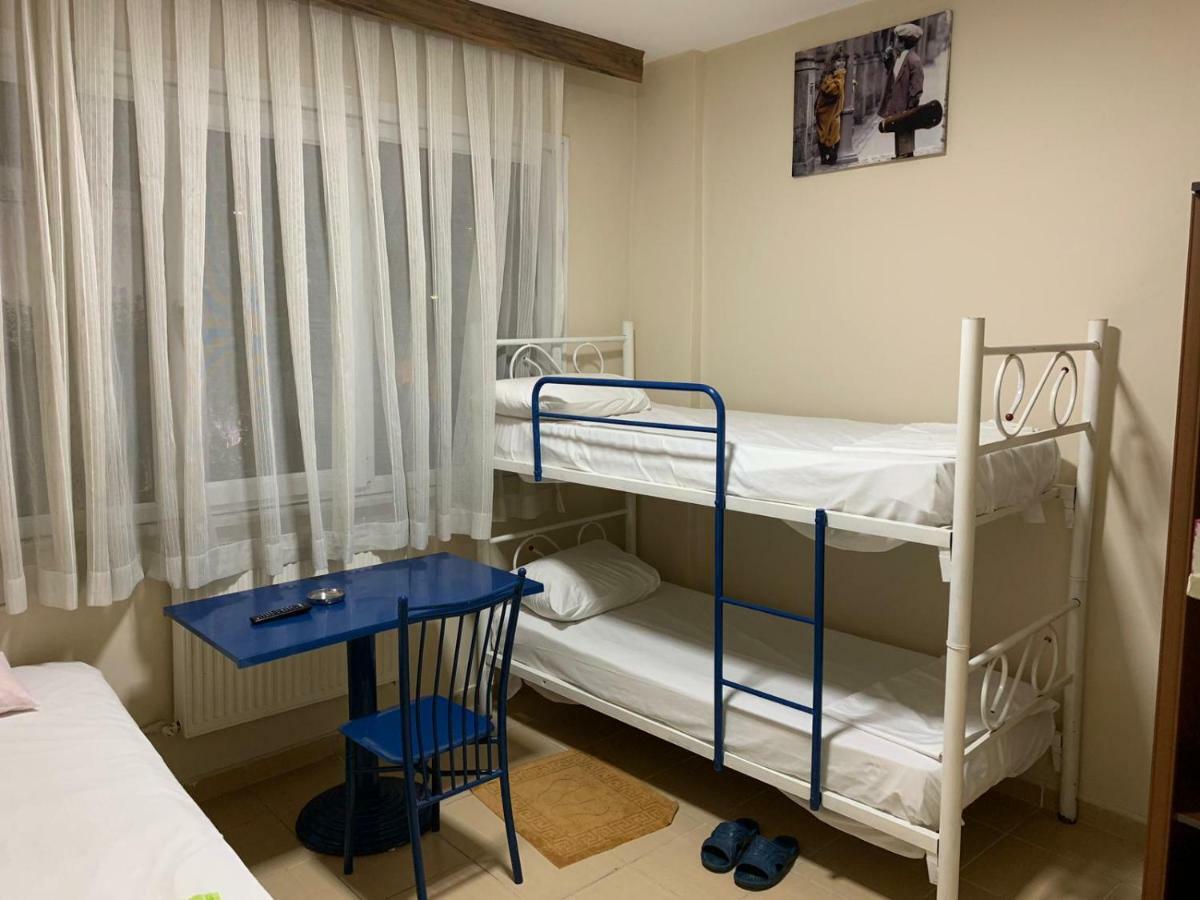 Hayat Pansiyon Ostello Provincia di Provincia di Istanbul Esterno foto